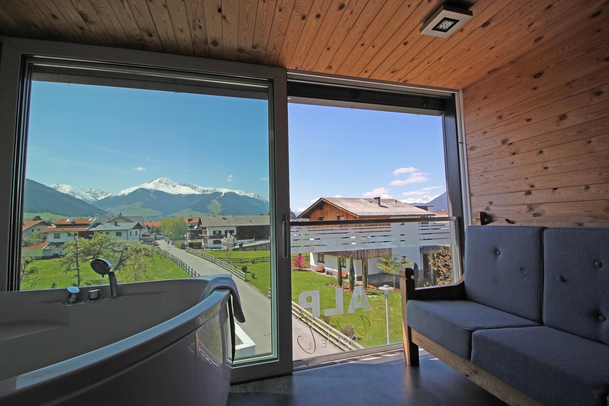 Alp Art Hotel Gotzens Innsbruck Extérieur photo